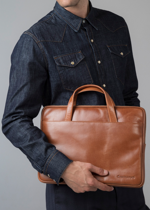 Leather Laptopcase Silkeborg for PC & MacBooks up to 15"- Tan - Laptopbags.co.uk