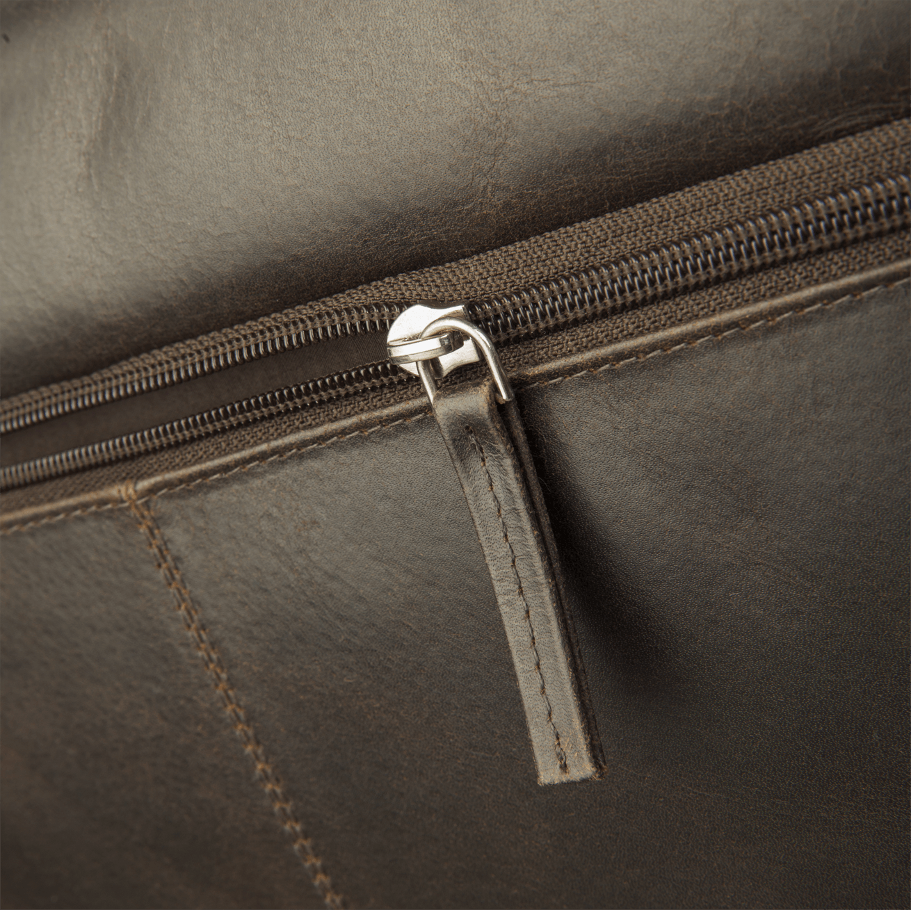 Marselisborg 14" Leather Laptop Messenger - Hunter Brown - Laptopbags.co.uk
